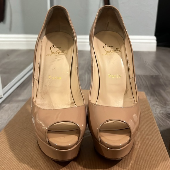 37.5 Christian Louboutin nude lady peep 150 - Picture 4 of 7